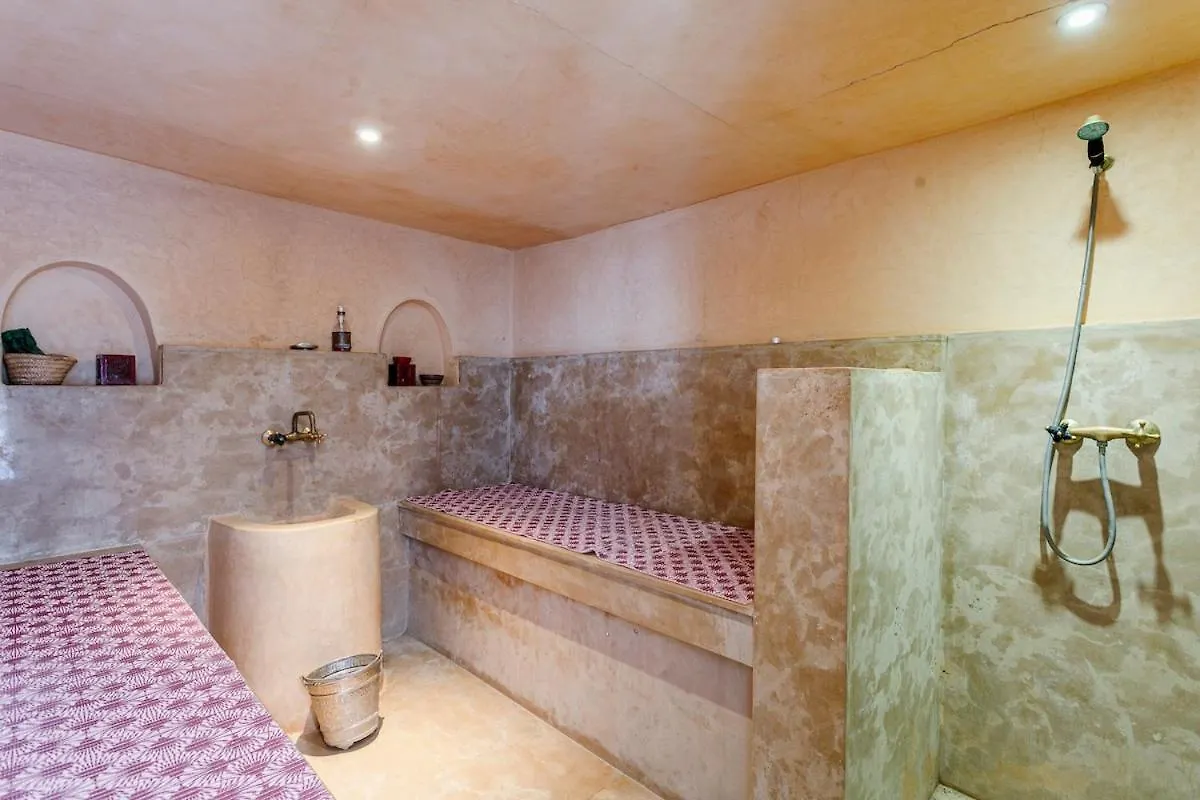 Holiday home Riad Lou, 5 Bedrooms, Private 12 P, Pool, Hammam Marrakesh