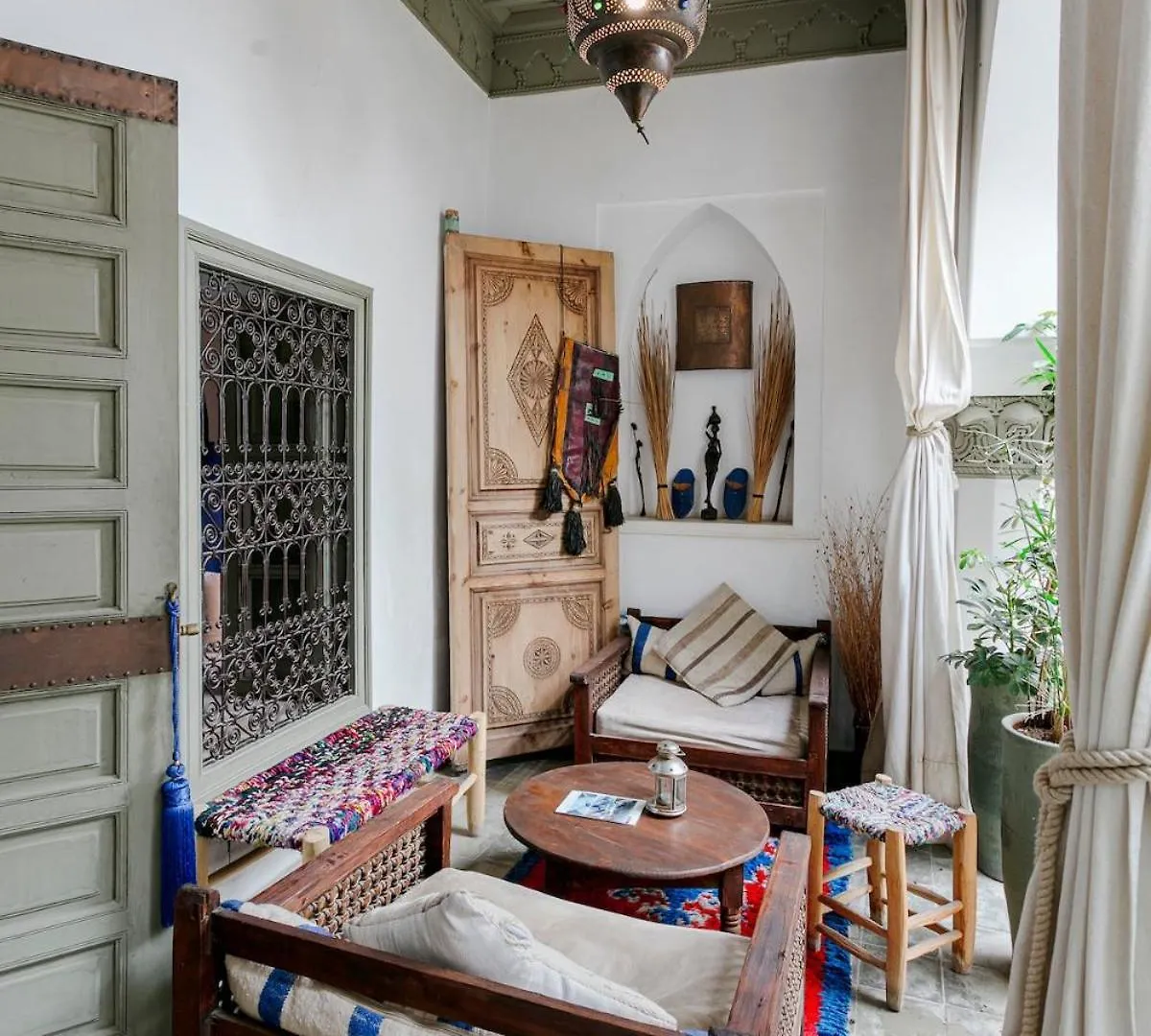 Riad Lou, 5 Bedrooms, Private 12 P, Pool, Hammam Marrakesh