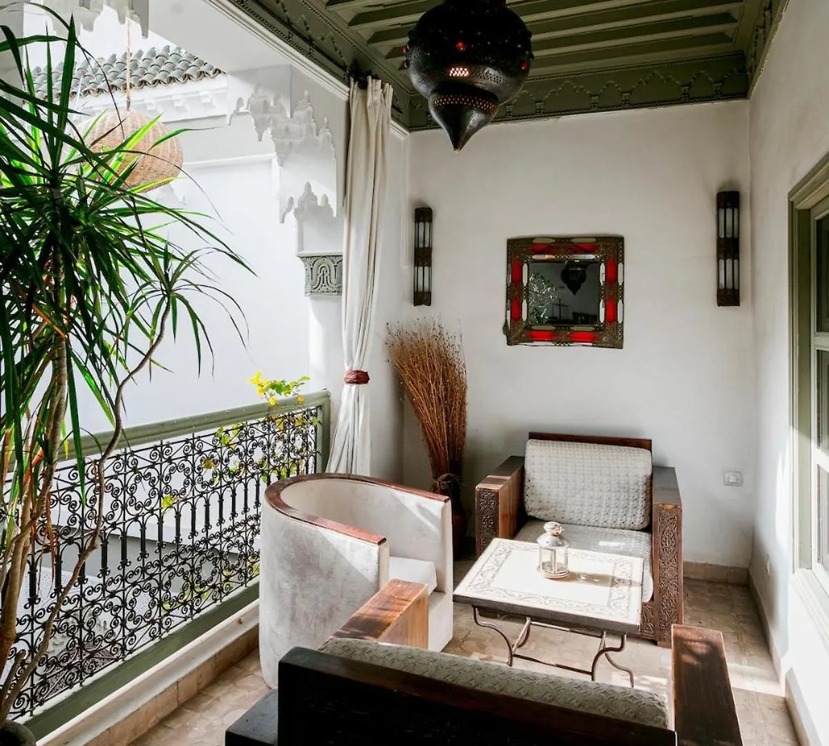 Riad Lou, 5 Bedrooms, Private 12 P, Pool, Hammam Marrakesh